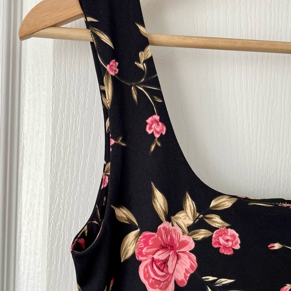 DYNAMITE Black Floral Double Layer Tank Top Size M - Picture 3 of 9